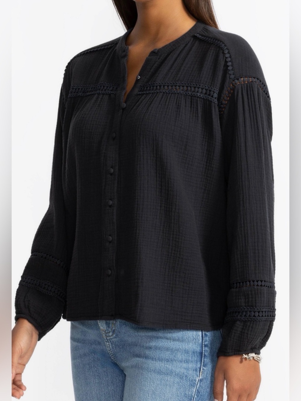 Johnny Was Calme Black Buttondown Blouse with Sleeve Darts Organic Cotton SZ M